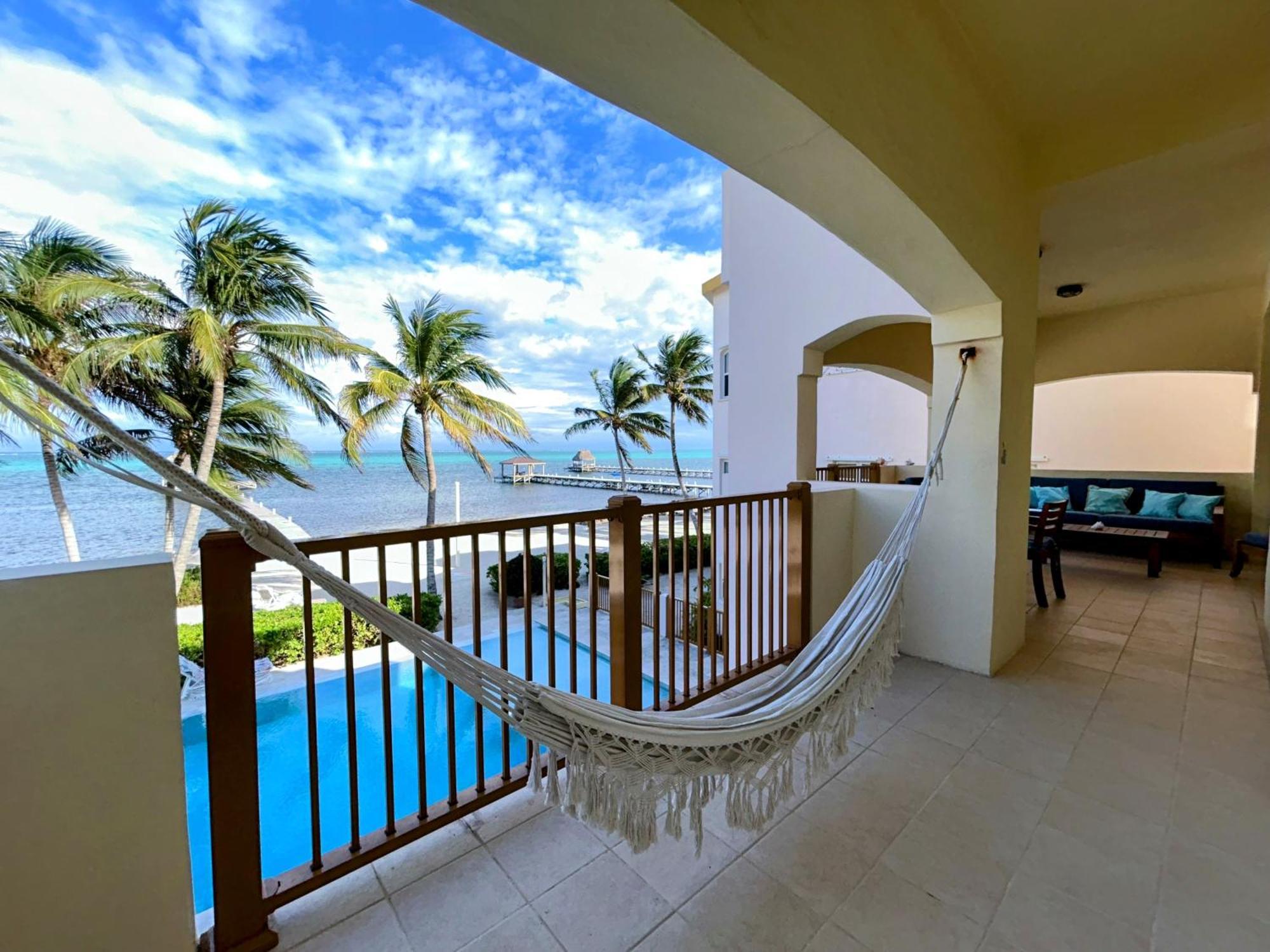 Miramar Villas Resort San Pedro  Exteriör bild